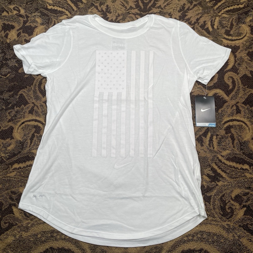 Nike Team USA National Soccer Team All White t-shirt Womens Size Large New